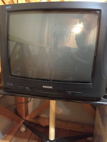 Телевизор Филипс Philips 54см холати зур ишлиди