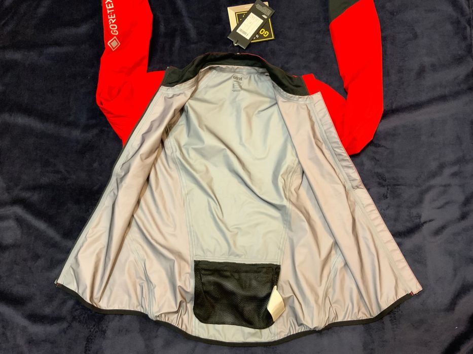 Gore-gore-tex-оригимално яке за колоездачи 48 м