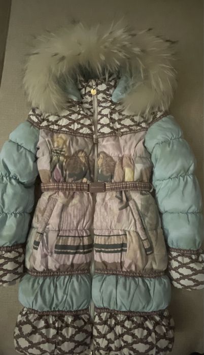 Куртка на девочку зимняя