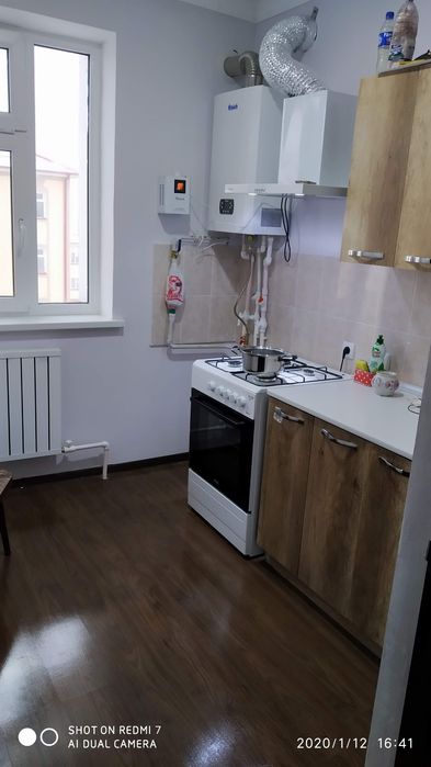 Дом сотилади 3 хонали