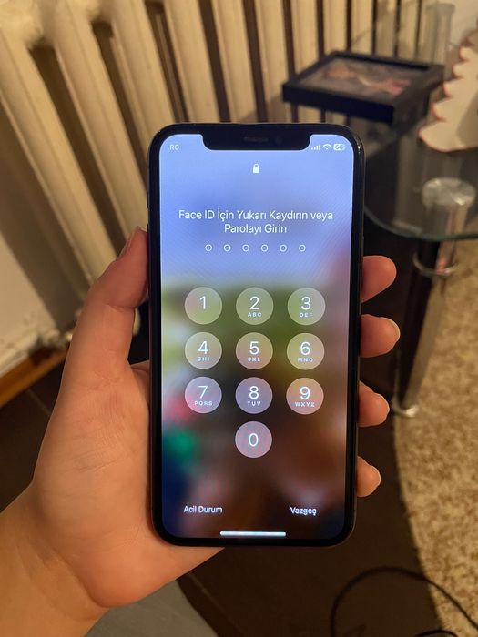 iPhone 11 pro 64 gb