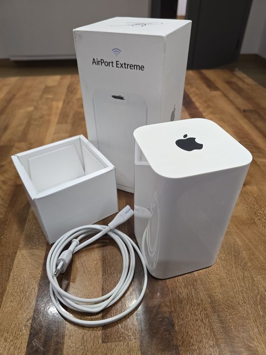 Apple AirPort Extreme A1521 — Wi-Fi рутер