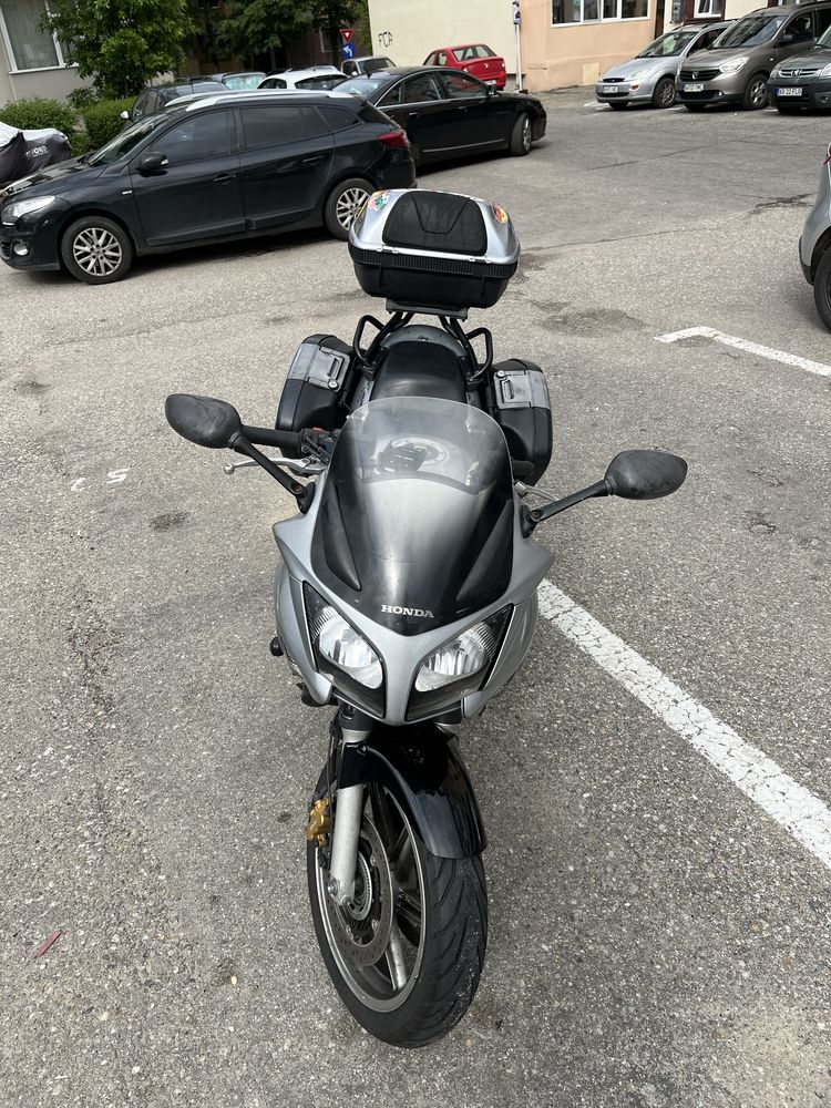 Honda CBF 1000 FA