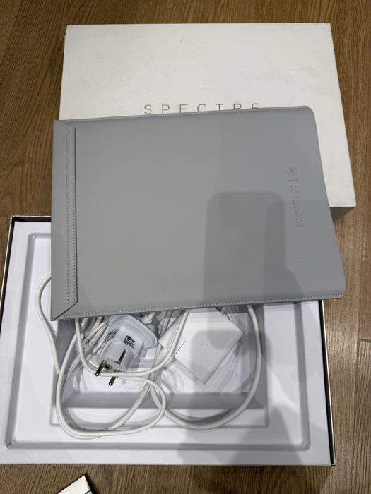 Laptop HP spectre 13 i7 8th gen