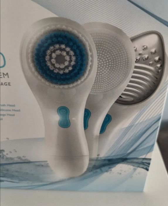 Aparat de curățare a tenului Skin Pro Sonic