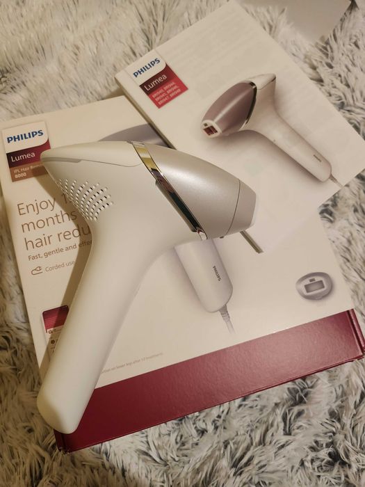 Epilator IPl Philips Lumea 8000
