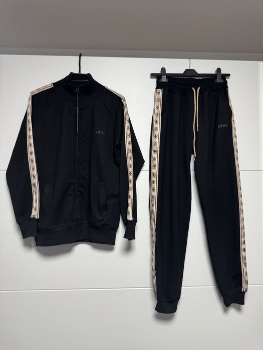 Compleu Guess L Negru