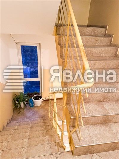 Продава се Двустаен апартамент в Бургас, Възраждане - 70 кв.м за 1358 €/кв.м - Снимка #5