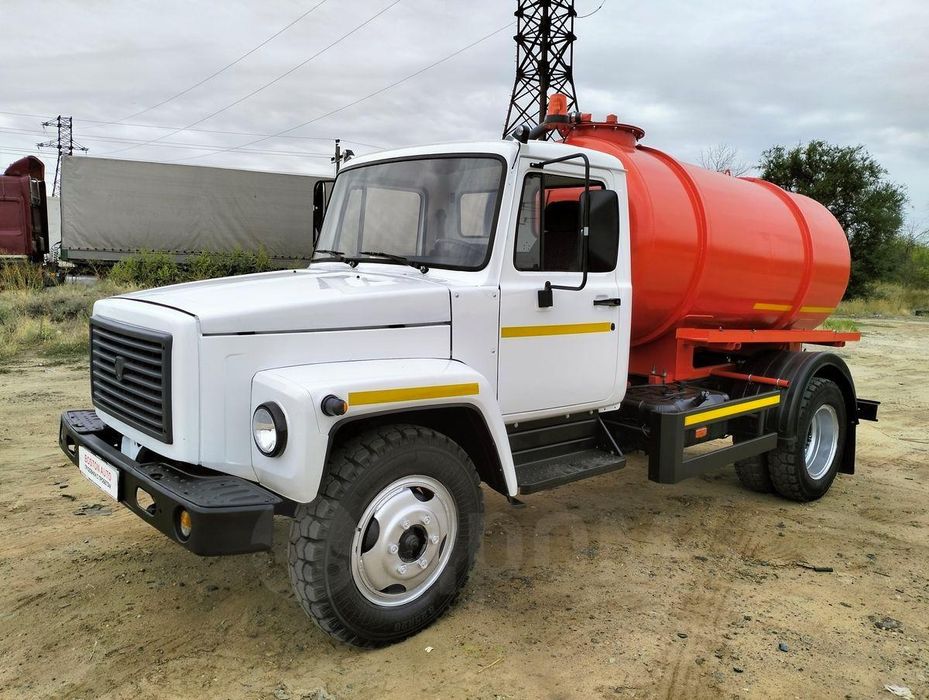 Доставка технической и питьевой воды.