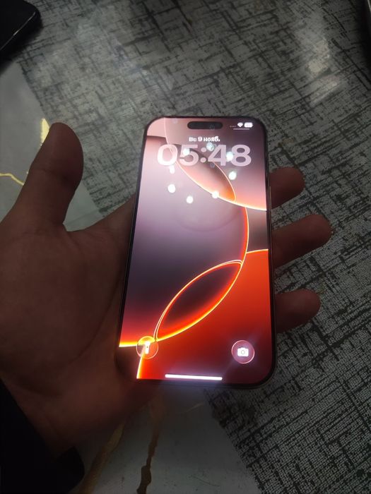 Iphone 16 pro desert titanium