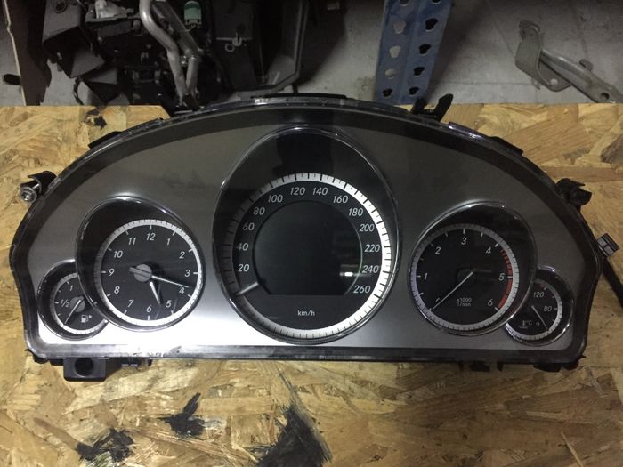 Ceasuri Bord Mercedes E Class W212 2.2