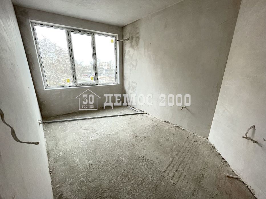 Продава се Тристаен апартамент в Варна, Левски - 83 кв.м за 1856 €/кв.м - Снимка #2