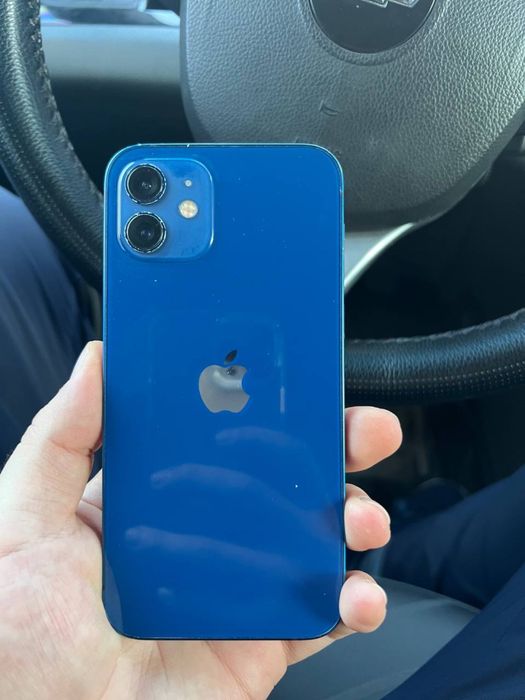 Iphone 12 KH/A 64 gb holati yaxshi ozim ishlatip baraka topganman pul