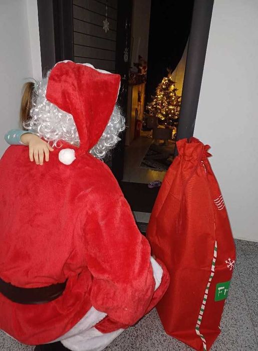 Moș Crăciun de închiriat