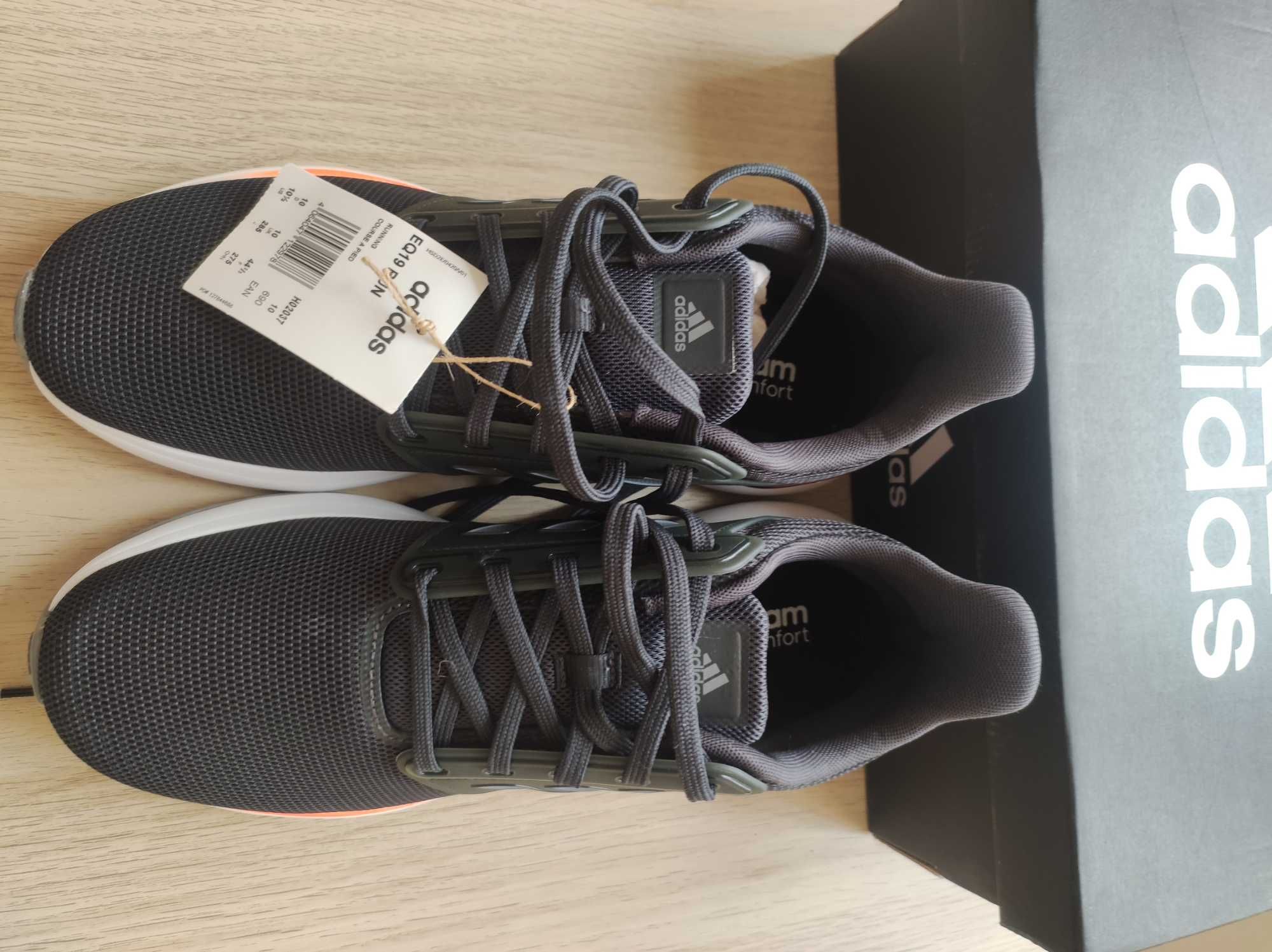 Продавам Нови маратонки Adidas EQ19 Run размер 10UK (44 2/3)