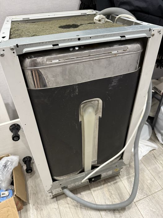 продам посудомоечную машину