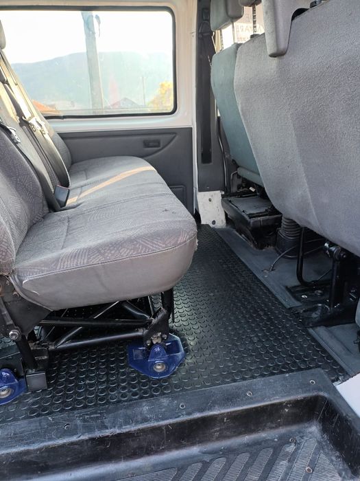 Vând Ford Transit