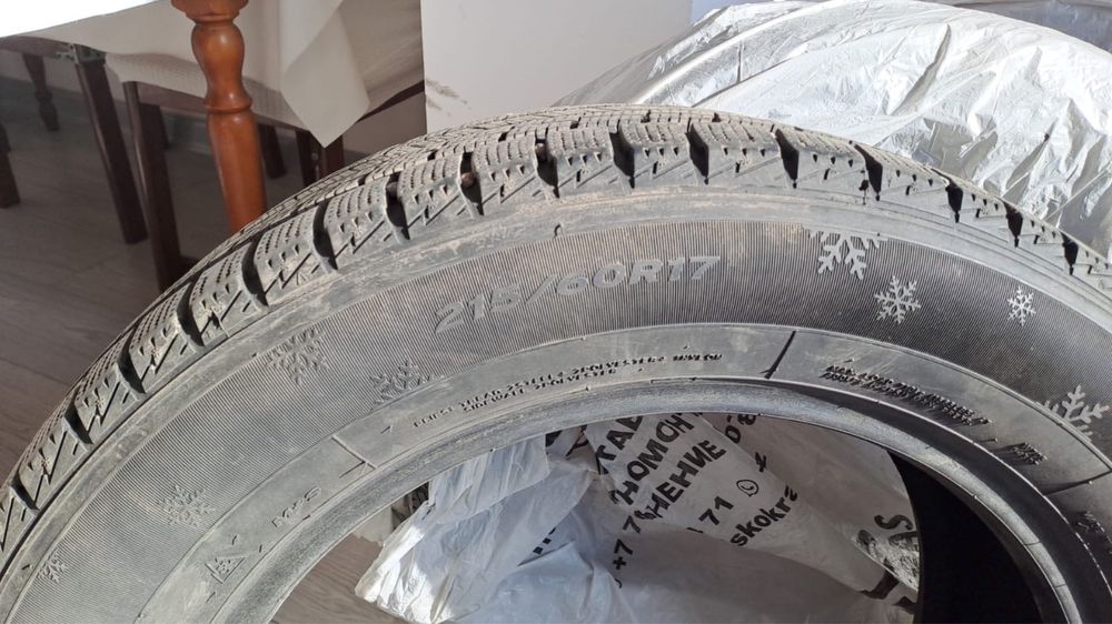 Зимняя резина 215/60R17