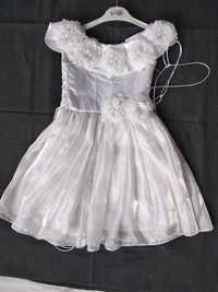 Нарядное белое платье со шнуровкой для девочки, р-р 28-29