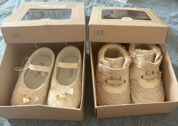 Чисто нови детски обувки