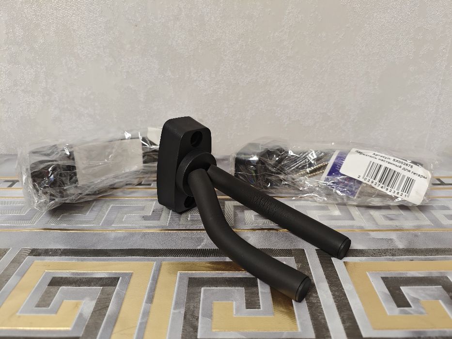 Держатель гитары, домбры, укулеле, настенный