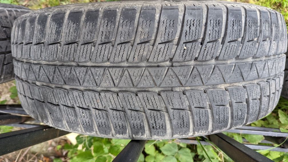 Зимни гуми Falken eurowinter HS449 205/55/17