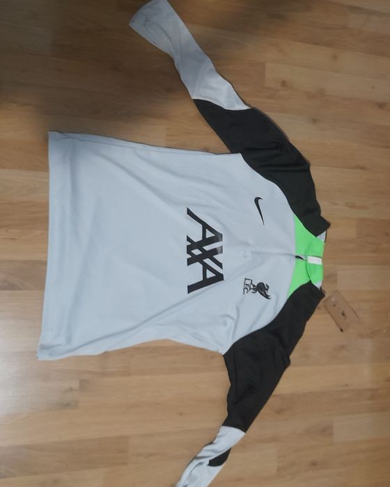 Tracksuit Liverpool vand sa dau la schimb msj pe olx