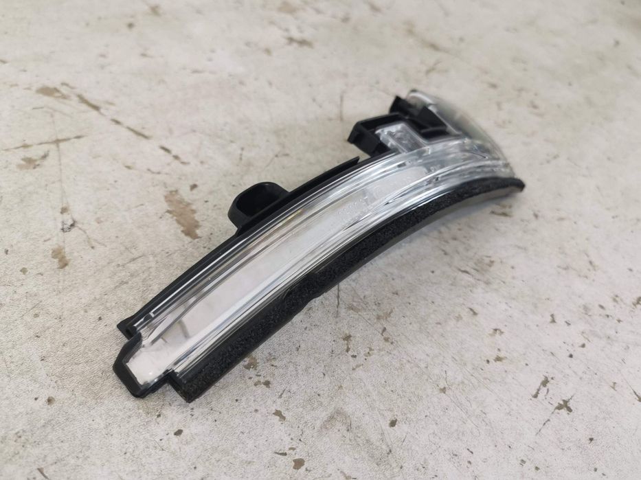 Semnal Oglinda Dreapta Land Rover  Discovery 4 2009 2010 2011 2012 201