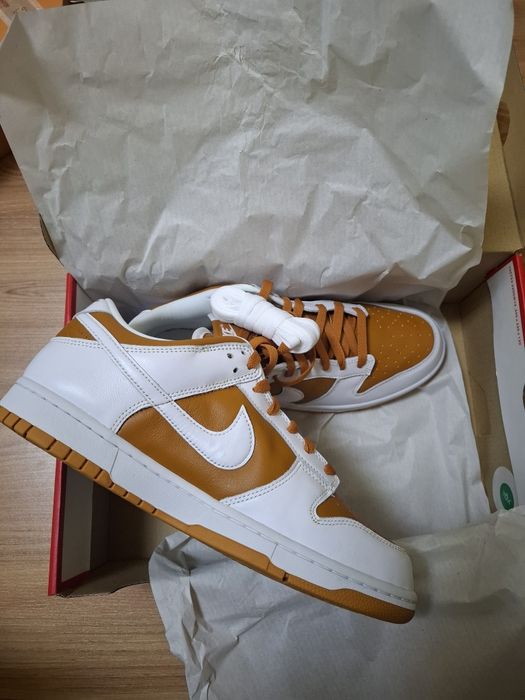 Nike dunk dark curry