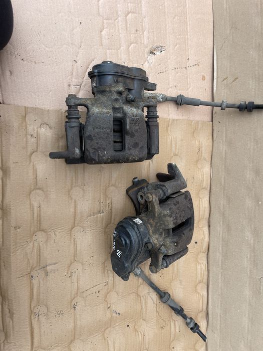 Etrier cu motoras Audi A5 8T A4 B8 Q5 2.0 3.0 stanga dreapt 32347A485A