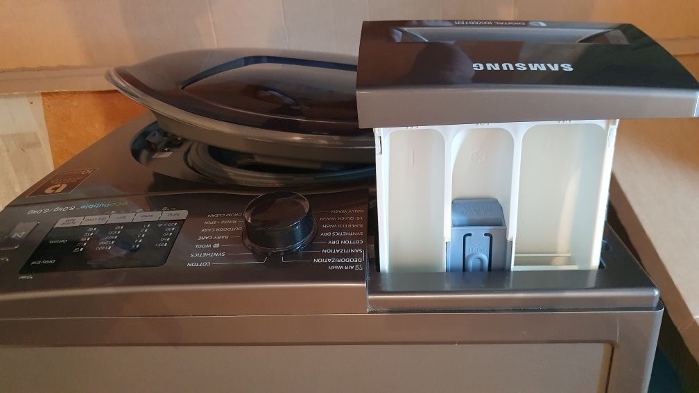 Пералня със сушилня SAMSUNG WD80K5B10OX 8 кг ,