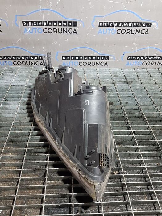 Far Stanga Chevrolet Captiva 2006 - 2010 SUV 4 Usi (689) Xenon