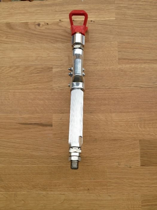 Pistol pentru pompa de zugravit airless pentru tavane