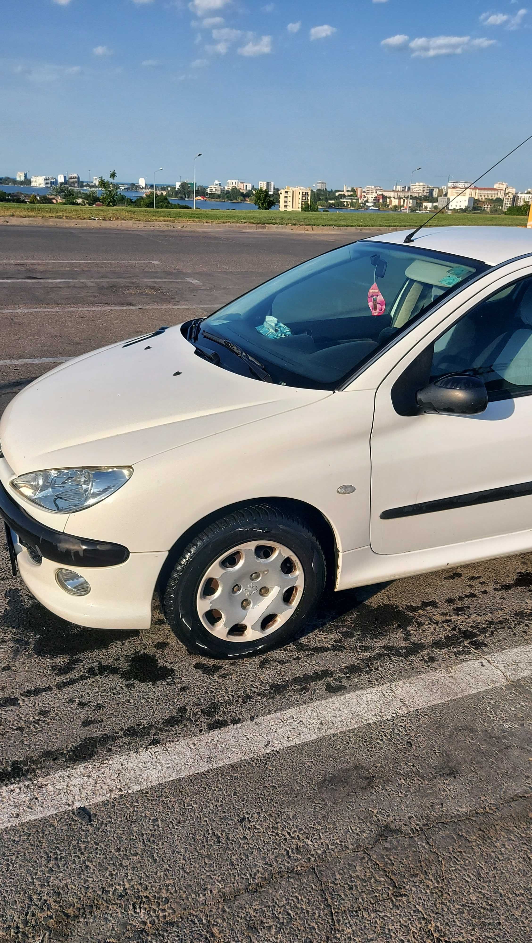 Peugeot 206 Sedan