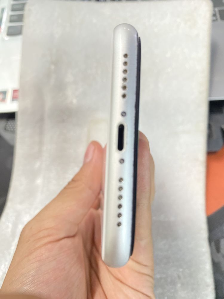 Iphone xr 64 gb 78% KH/A