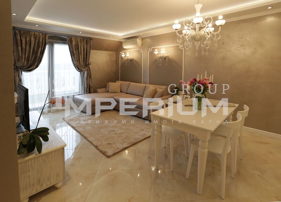 Дава се под наем Двустаен апартамент в Варна, Център - 65 кв.м за 1224 € - Снимка #1