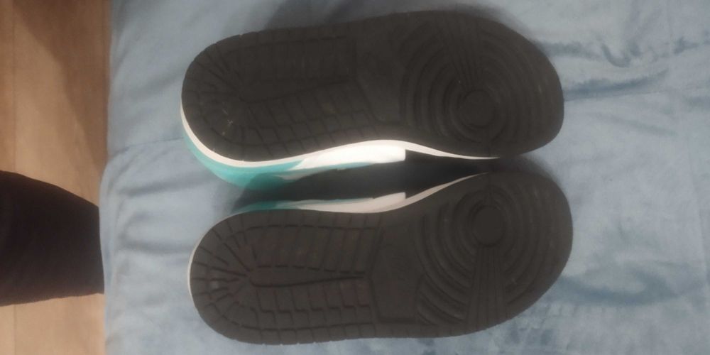 Оригинални мъжки маратонки Jordan Mid Tropical