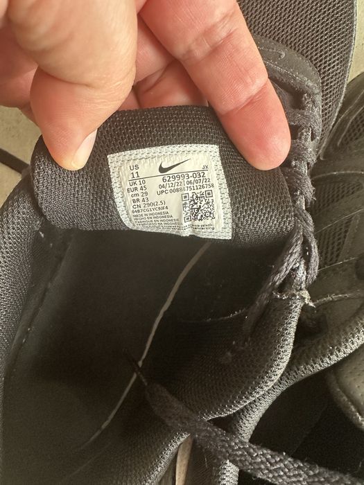 Nike Air Max, marime 45, stare foarte buna