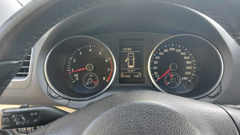 Volkswagen Golf 6 BiFuel 1.6 2012