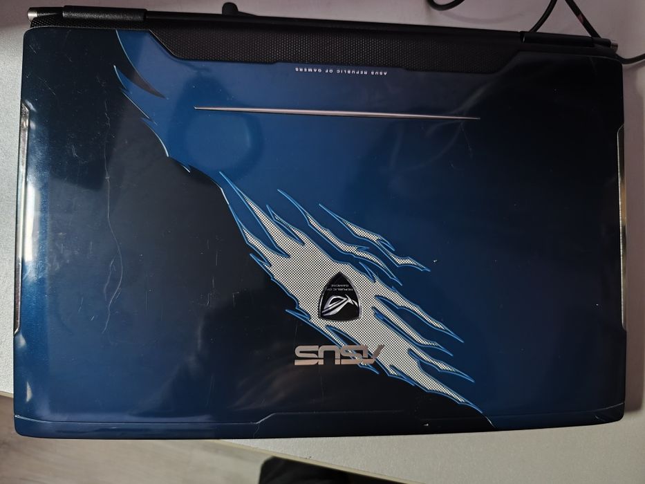 Asus G51J – гейминг в 3D