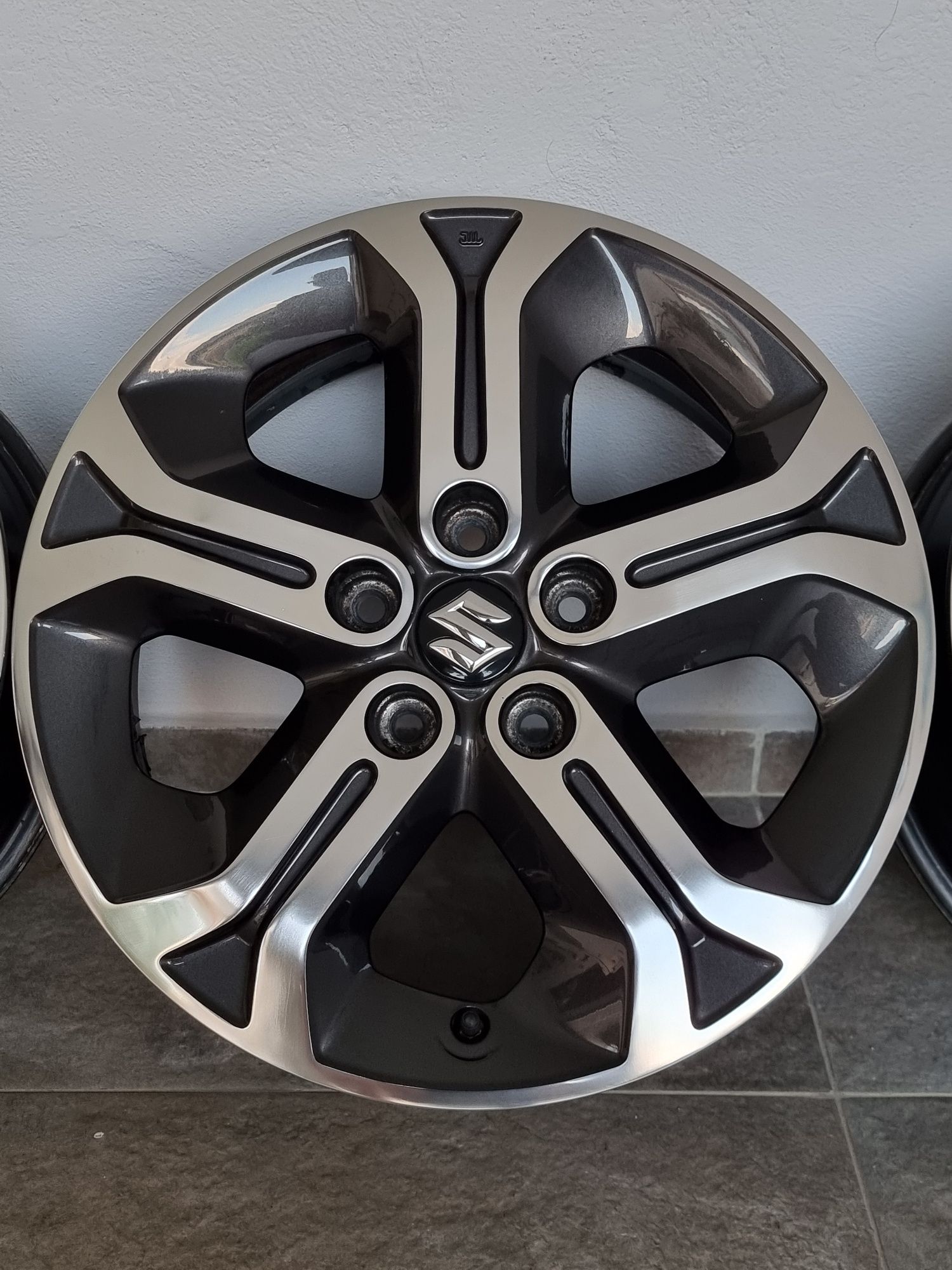 17" Оригинални джанти Suzuki Vitara 5×114.3 6.5J ET50