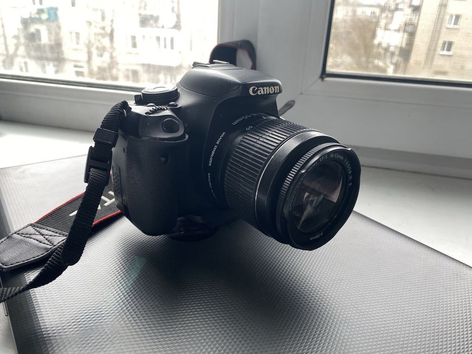 продам фотоаппарат canon eos 600d