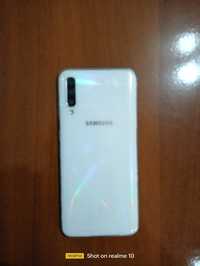 Samsung Galaxy A50.