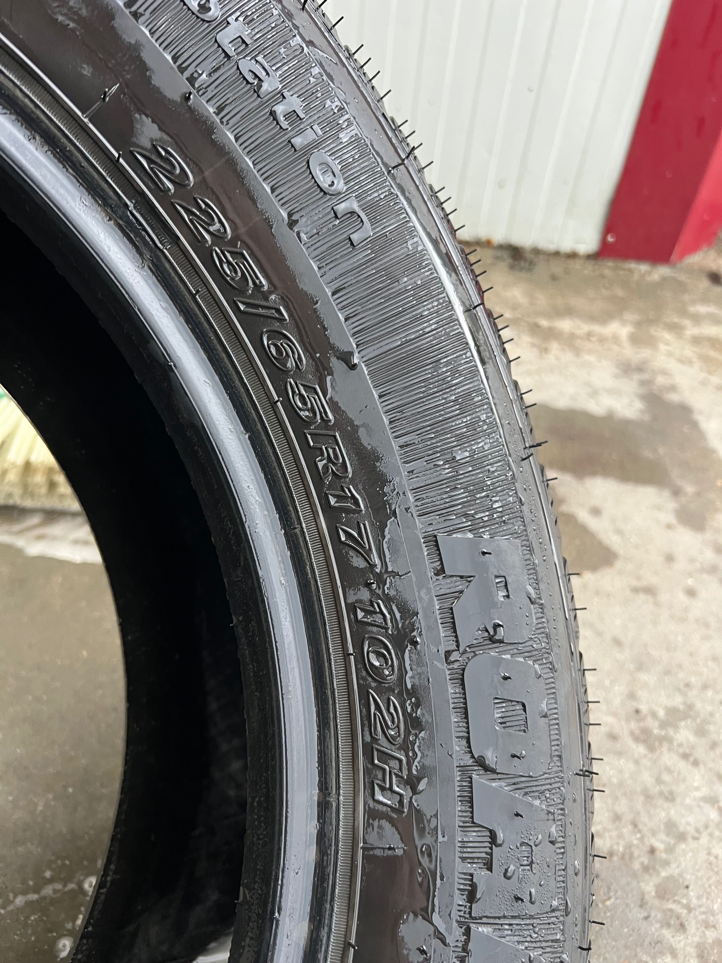 Зимни гуми ROADSTONE WIN-SUV 225/65/17