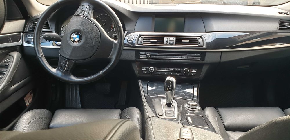BMW Seria 5 F10 motor 2.0 diesel