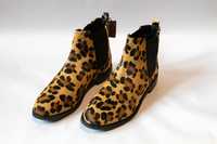 Botine Next din piele, animal print, cu par, marimea 38 wide