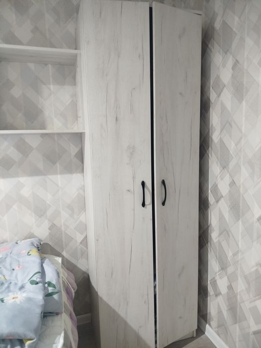 Ijaraga kvartira beriladi Vagzal uz gazoyil 3 xona 7 etaj lifit bor