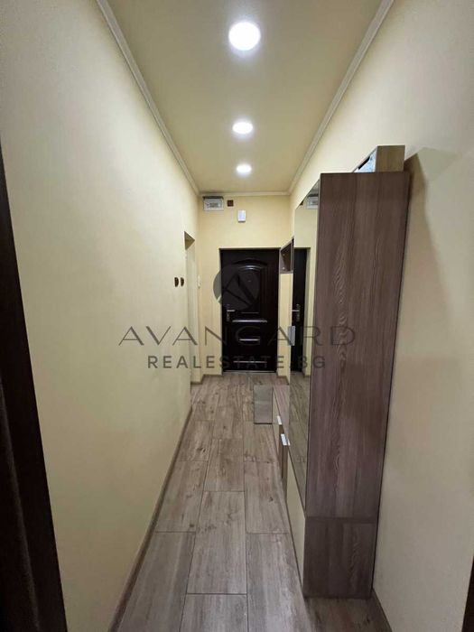 Продава се Двустаен апартамент в Пловдив, Съдийски - 53 кв.м за 2021 €/кв.м - Снимка #8