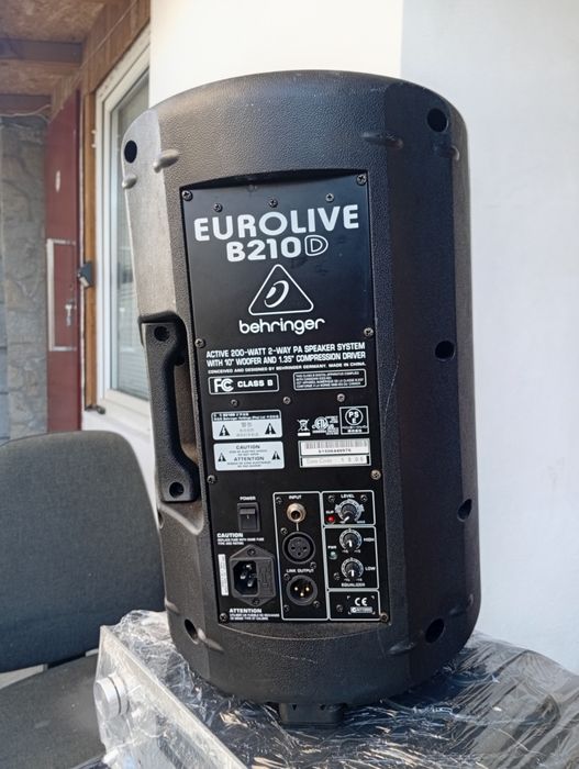 Професионална колона BEHRINGER B-210 с Bluetooth