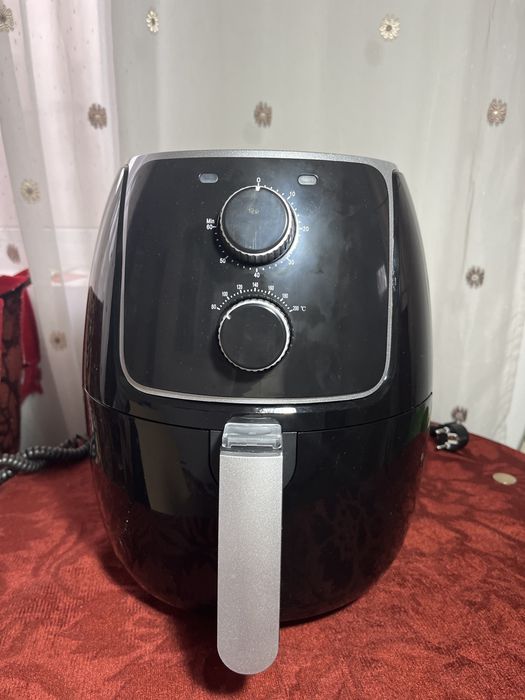 Negocial AirfryerPaxton nou nout perfect pentru perioada sarbatorilor